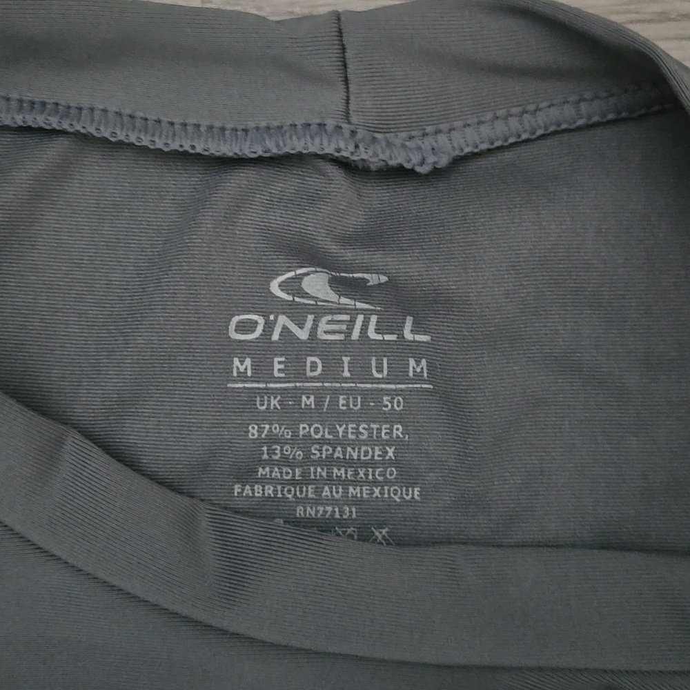 O'Neill Mens Rash Guard - Picture 2 of 4